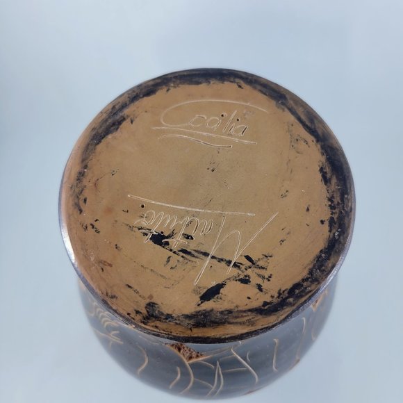 Vase Monkey Etched Pottery Signed Brown Animal Primate Home Decor Flowers Read - Picture 8 of 13